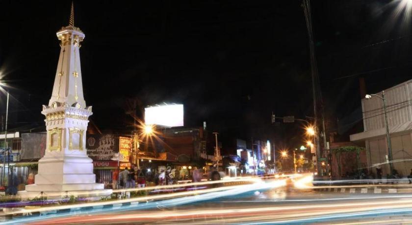 Grand Malioboro Yogyakarta Hotel Exterior photo